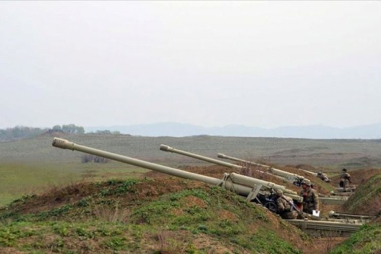 ''300 PKK'lı terörist Ermenistan'da''
