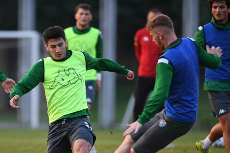 Bursaspor'da zemin sıkıntısı yaşanıyor
