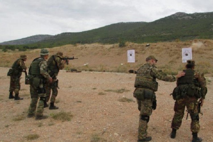 Yunanistan'da yaşayan Ermeni gençlere orduya katılın çağrısı