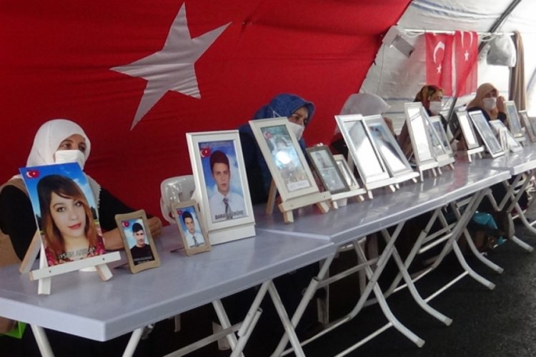 HDP önündeki ailelerin evlat nöbeti 392'inci gününde