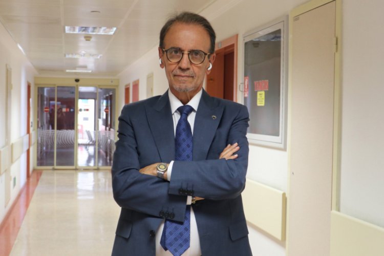 Ceyhan: Salgın bitene kadar dalgalanmalarla devam eder