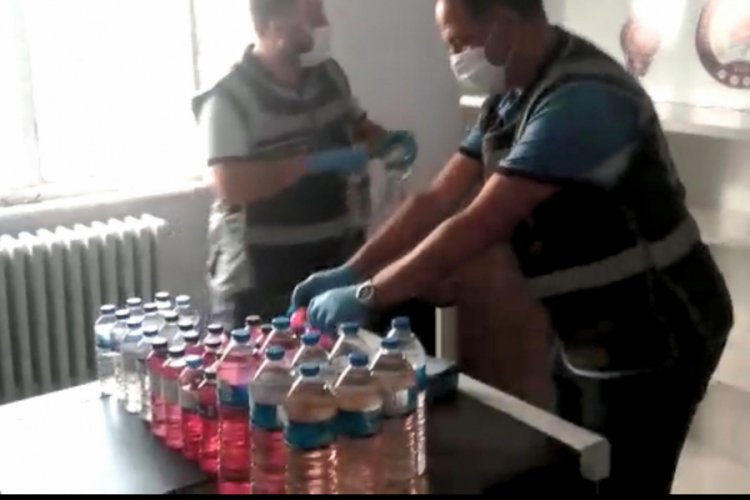 'Co-19' adıyla ilaç hazırlayıp satarken yakalandı