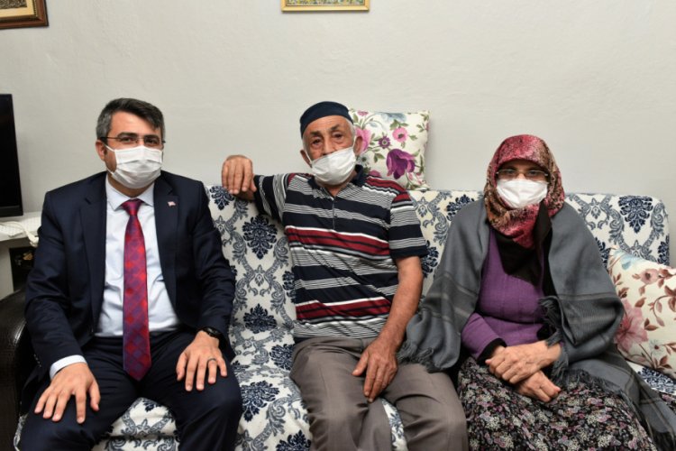 Bursa Yıldırım Belediye Başkanı Yılmaz'dan aile ziyareti