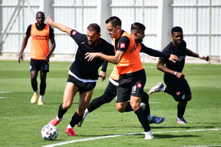 Konyaspor taktik çalıştı
