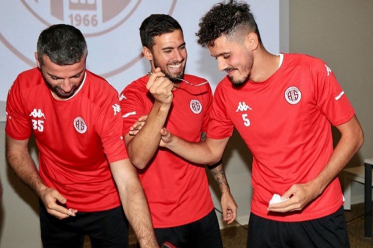 Antalyaspor'da doğum günü sürprizi