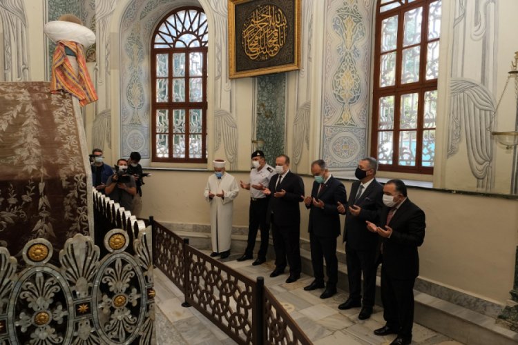 Bursa'da padişah türbelerinde Kur'an tilaveti