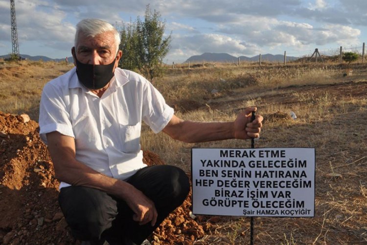 Ölen eşinin hasretine dayanamadı, kendi mezarını kazdırdı