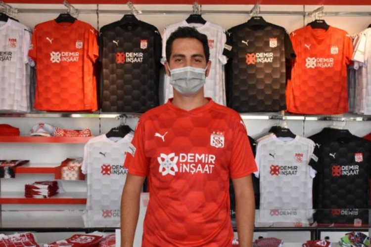 Sivasspor taraftarı, UEFA Avrupa Ligi'nden takımlarına güveniyor