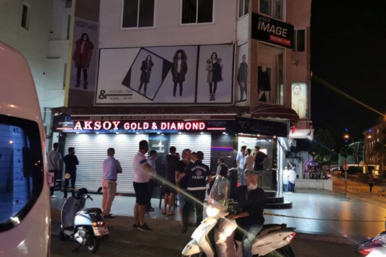 Muğla'da kuyumcuya silahlı saldırı