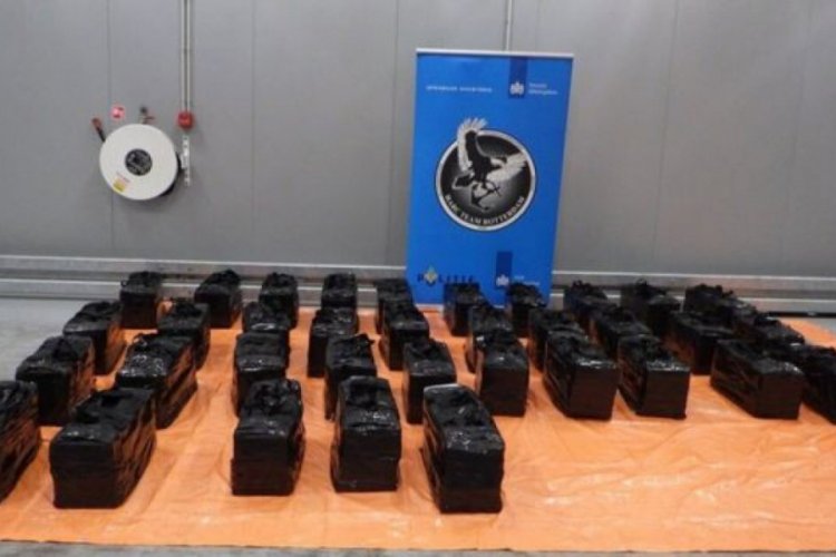 'Pablo Escobar' ambalajlı yüzlerce kilo kokain ele geçirildi