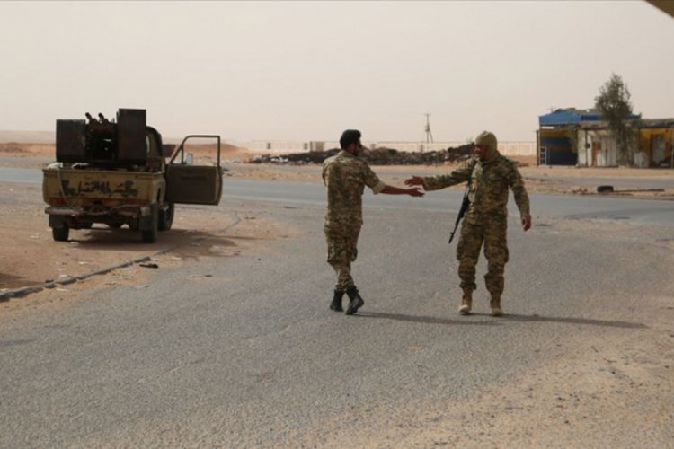 Sirte'de mahsur kalan 2 Türk işçi kurtarıldı
