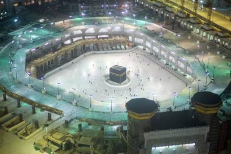 Suudi Arabistan'da umre ziyaretleri yeniden başladı