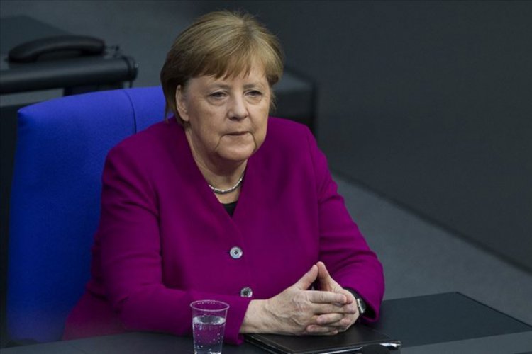 Merkel'den ''Dağlık Karabağ'da çatışmaların durdurulması'' çağrısı