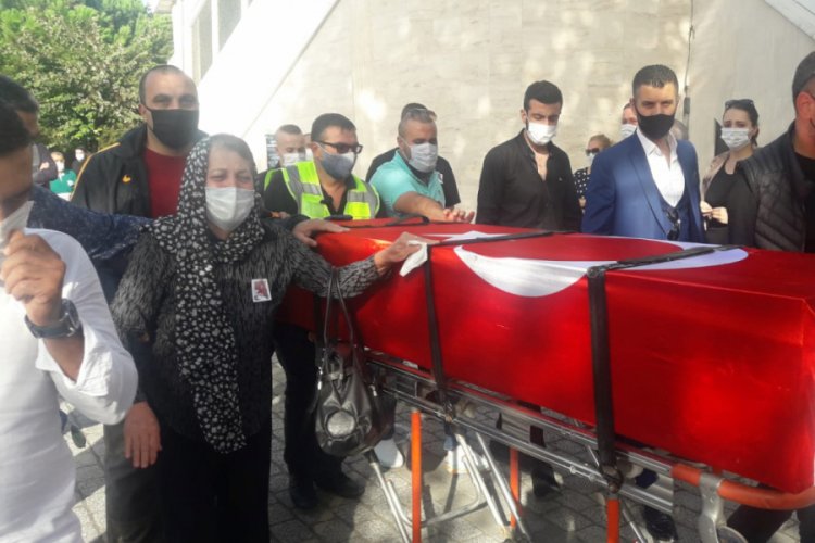 Koronavirüsten ölen Savcı Kaya, Bursa'da son yolculuğuna uğurlandı