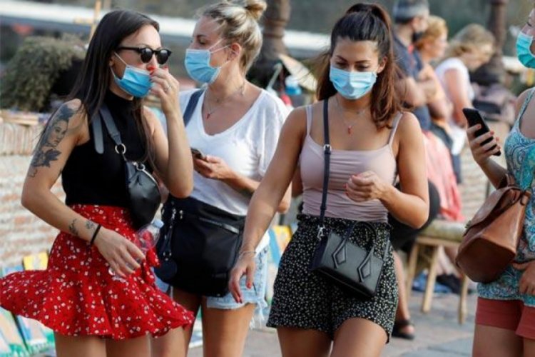 İtalya'da son 24 saatte 2 bin 578 yeni vaka