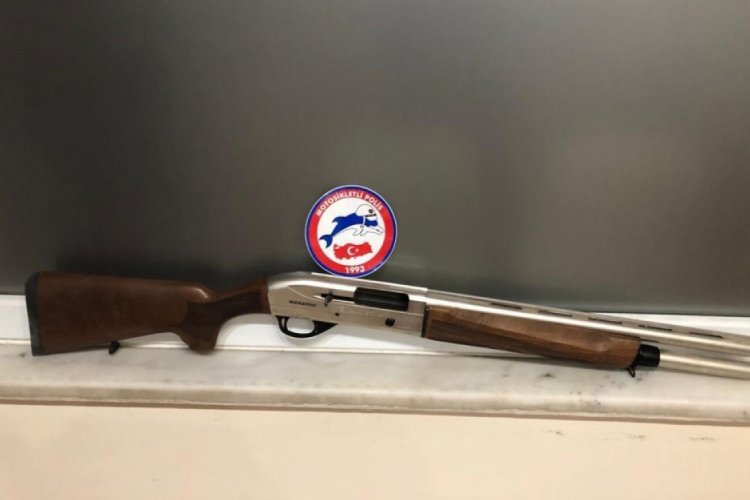 Düğün konvoyunda havaya ateş açan 3 maganda yakalandı