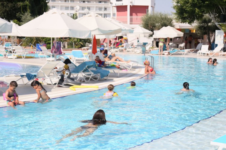 Otellerde Türk misafire HES kodu zorunluluğu