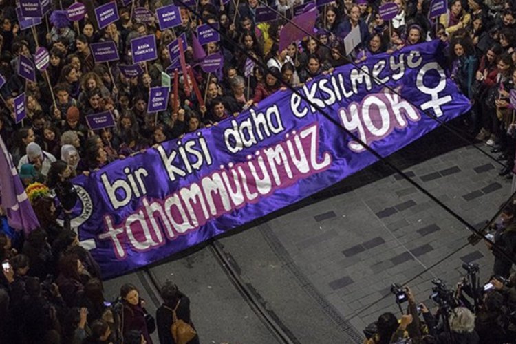 Erkekler, eylül ayında en az 20 kadını öldürdü