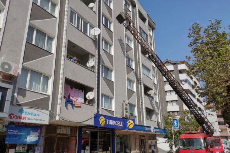 Evinde ölü bulundu
