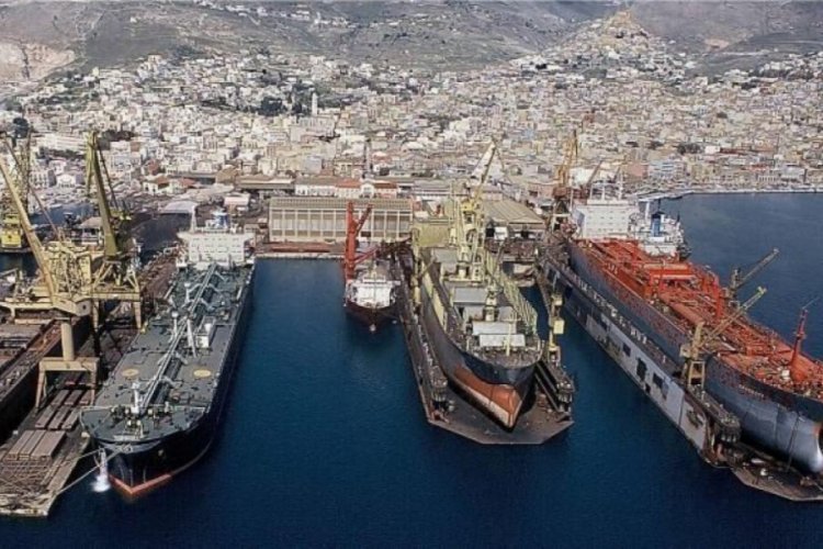 Yunanistan ikinci stratejik limanını da elinden çıkarıyor