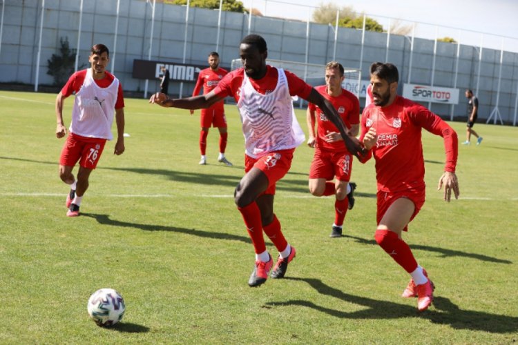 Sivasspor'da Kayserispor maçı hazırlıkları sürüyor