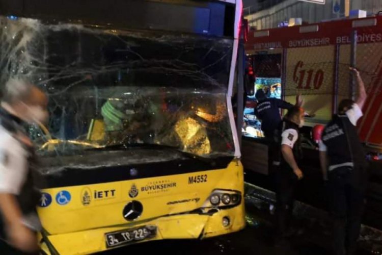 İstanbul'da metrobüs kazası!