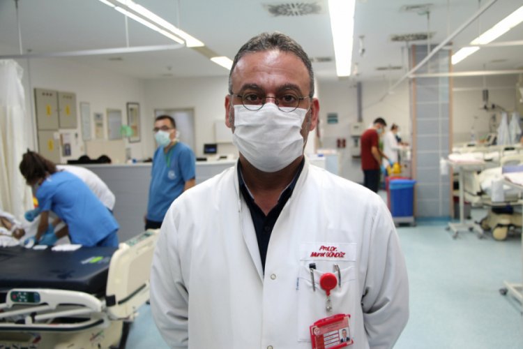 Bilim Kurulu Üyesi Gündüz: Okullarda düzensiz kalabalıkların oluşması engellenmeli