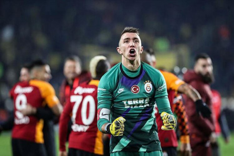 Suarez'den Muslera'ya destek mesajı