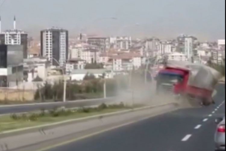 Freni boşalan kamyonu 2 kilometre geri gittikten sonra durdurmayı başardı
