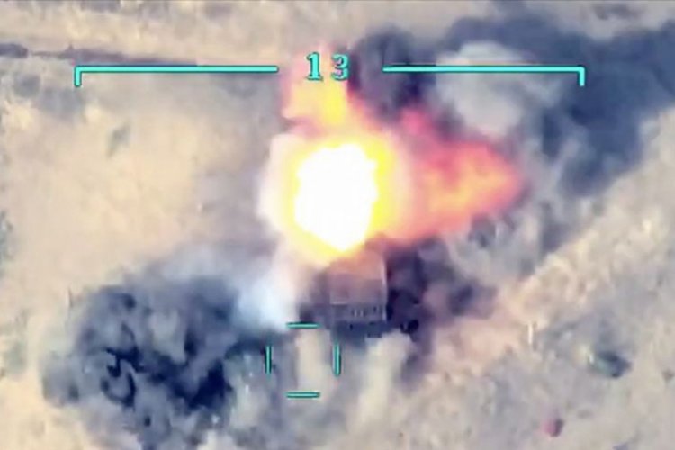 Azerbaycan ordusu, Ermenistan'ın çok sayıda tank ve zırhlı aracını imha etti