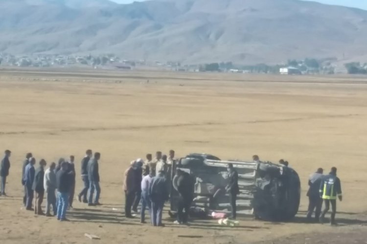 Minibüs şarampole yuvarlandı: 5 yaralı
