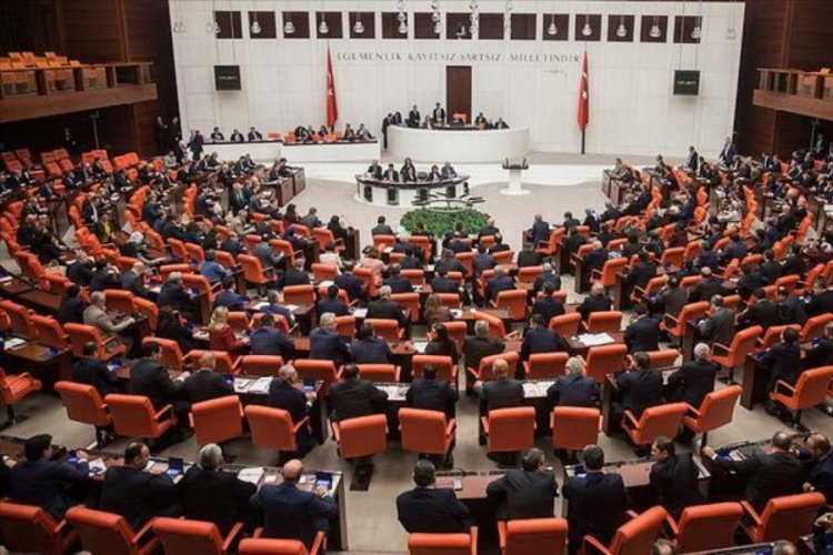 178 milletvekilinin 1061 fezlekesi var
