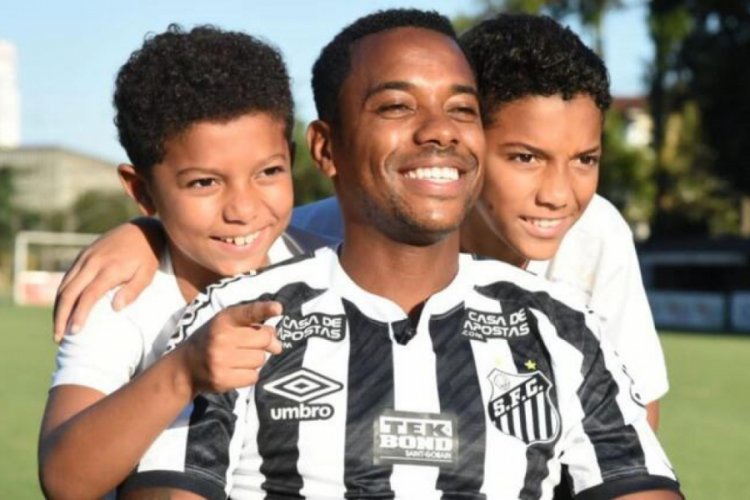 Robinho, 2 bin TL karşılığında transfer oldu!