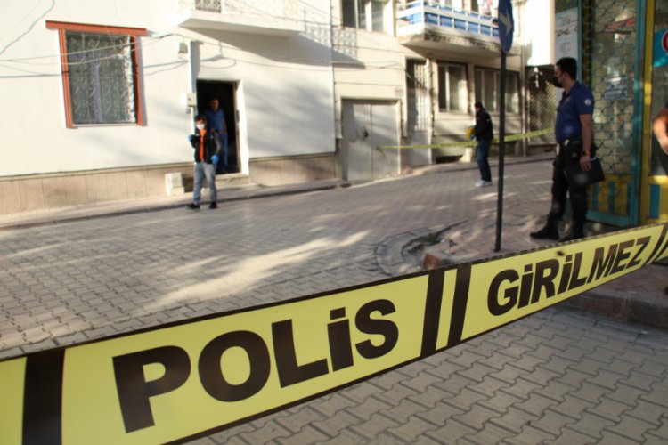 Elazığ'da magandalar sokakta silahla ateş açtı