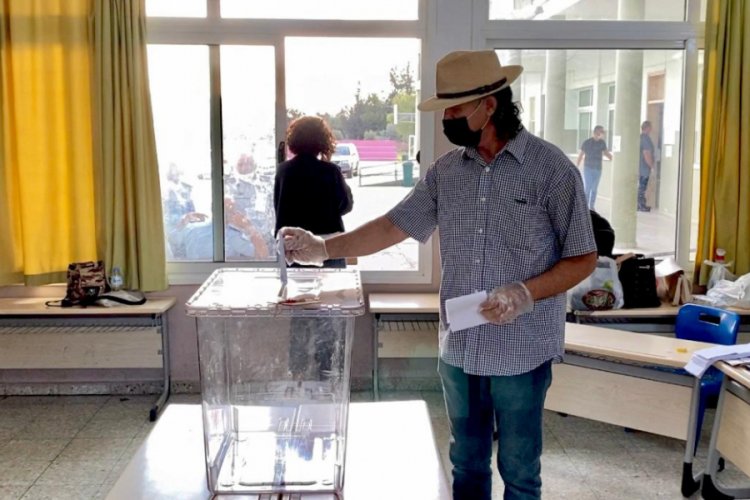 KKTC'de seçimler 18 Ekim'e kaldı!