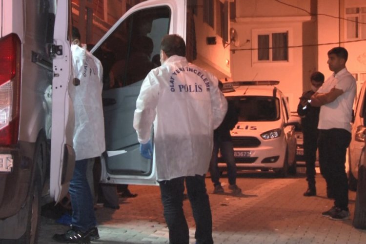 Tartıştığı karısını defalarca bıçaklayarak öldürdü!
