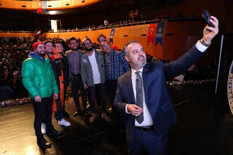 Bursa'da Vlogger Akademisi başlıyor