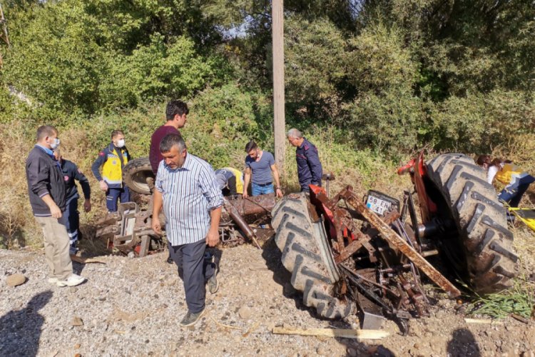 Traktör kamyonla çarpıştı: 2 ağır yaralı