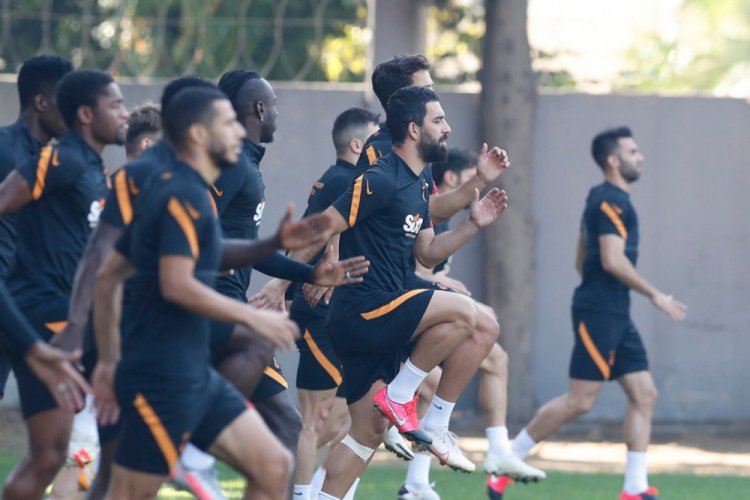 Galatasaray'da Belhanda takımla birlikte çalıştı
