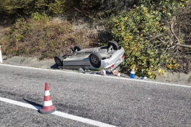 Kontrolden çıkan otomobil takla attı