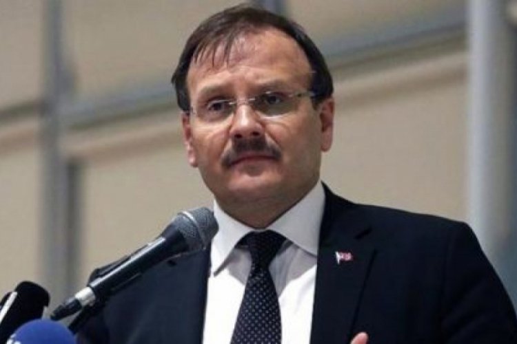 Hakan Çavuşoğlu: Savaş suçlarının işlenmesine seyirci kalamayız