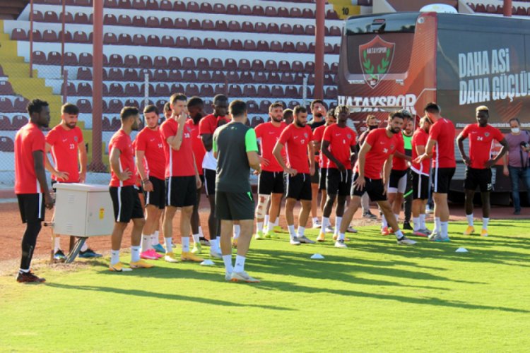 Hatayspor'da üç futbolcunun koronavirüs testi pozitif çıktı