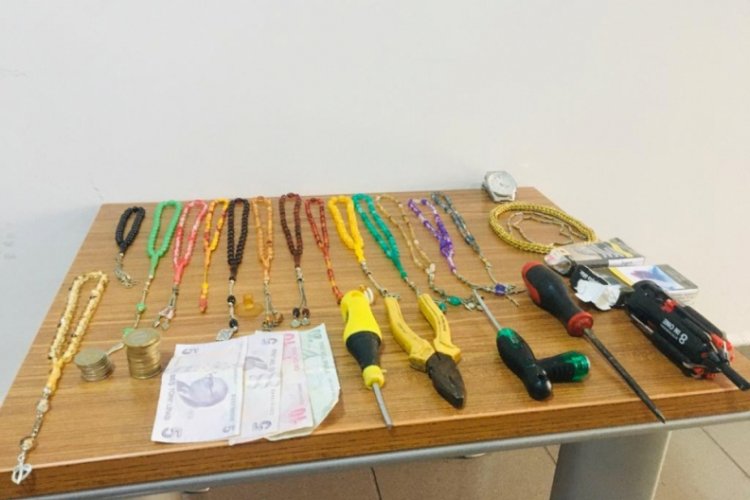 Yalova'da tespih hırsızı yakalandı