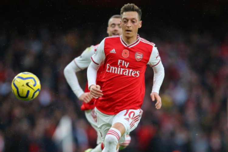 Mesut Özil'den Azerbaycan'a destek mesajı
