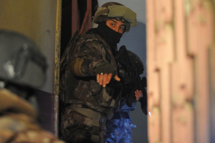 Bursa'daki FETÖ operasyonunda 6 şüpheli gözaltında!