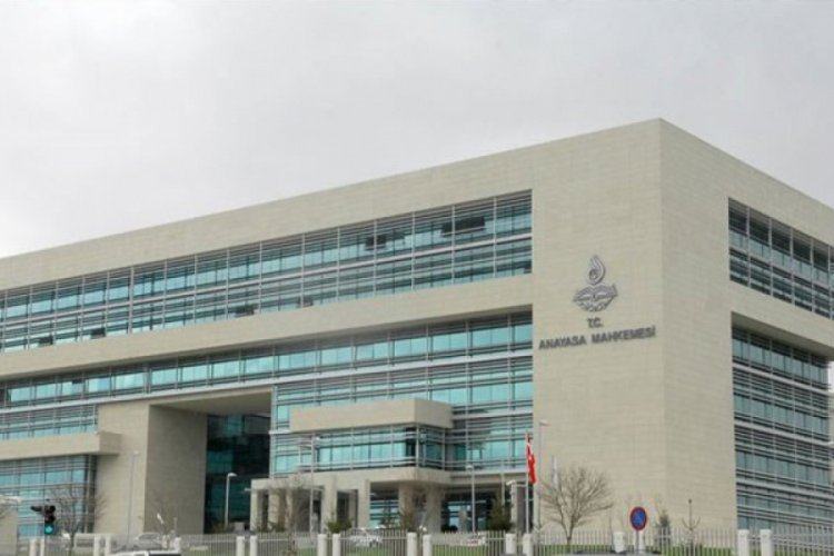 AYM tüm üyeleri saat 14.00'te toplanacak