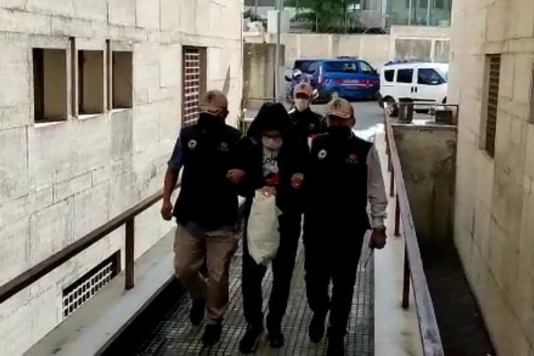 Yurt dışına kaçmaya çalışan FETÖ üyesi yakalanıp Bursa'ya getirildi