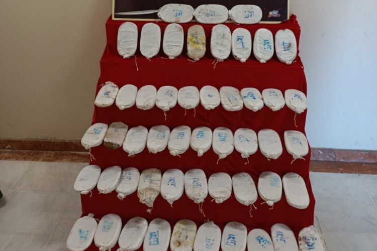 10 kilo 700 gram esrarla yakalanan 2 kişi tutuklandı