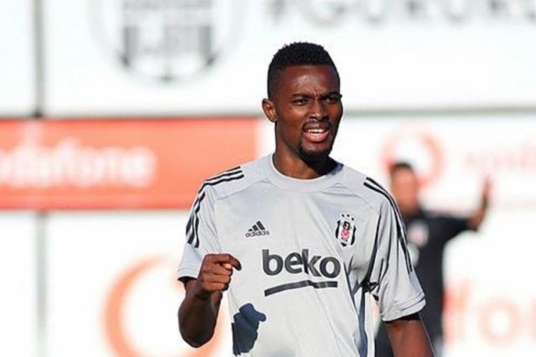 Beşiktaş'ta Mensah'ın koronavirüs testi pozitif çıktı