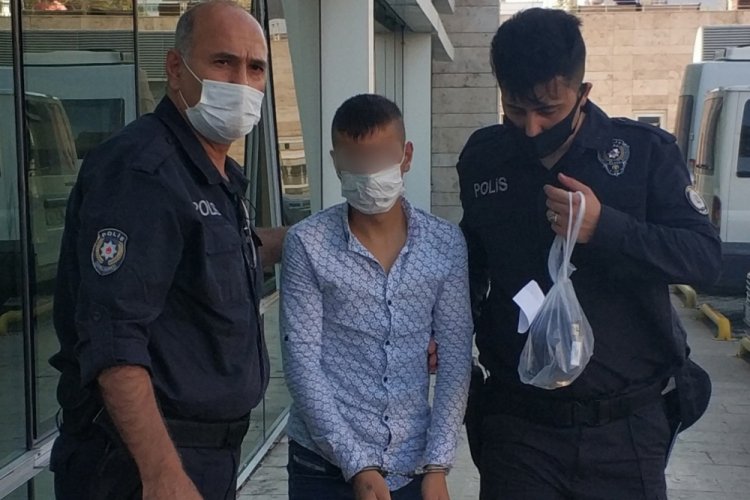 Bıçakla bir kişiyi yaralayan 2 kişi tutuklandı
